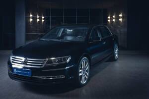 Image 2/15 of Volkswagen Phaeton W12 (2010)