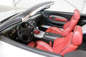 Immagine 6/6 di Aston Martin DB AR1 (2003)
