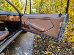 Bild 27/35 von Lamborghini Espada 400 GT (1976)