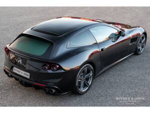 Bild 13/47 von Ferrari GTC4Lusso (2017)