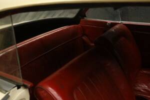 Immagine 38/50 di BMW 503 (1957)