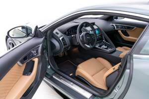 Imagen 27/48 de Jaguar F-Type P575 (2023)