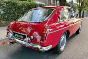 Bild 4/21 von MG MGC GT (1968)