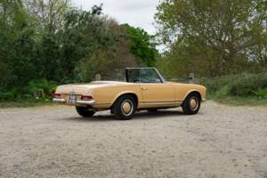 Bild 8/31 von Mercedes-Benz 230 SL (1966)