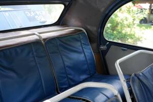 Image 29/43 of Citroën 2 CV Sahara 4x4 (1964)