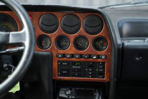 Imagen 38/50 de Lancia Thema 8.32 (1989)