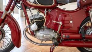 Image 7/10 de Puch 125 SVS (1956)