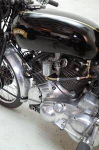 Image 29/30 of Vincent Rapide C (1951)