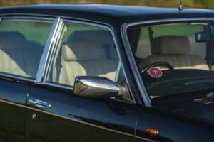 Imagen 16/50 de Rolls-Royce New Silver Dawn (1997)