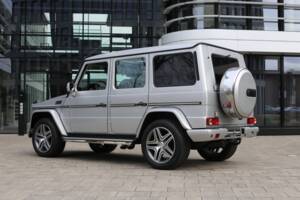 Image 58/64 of Mercedes-Benz G 400 CDI (LWB) (2004)