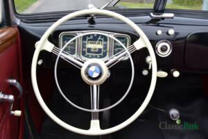 Bild 30/50 von BMW 327 (1949)