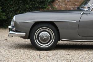 Image 15/50 of Mercedes-Benz 190 SL (1956)