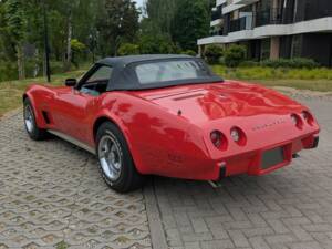 Image 8/8 of Chevrolet Corvette Stingray (1975)