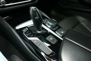 Image 16/50 of ALPINA B5 Biturbo AWD (2017)