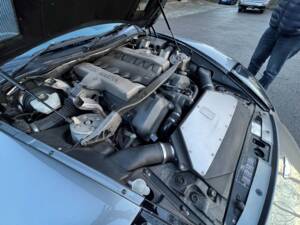 Image 27/29 of Aston Martin V12 Vanquish (2002)