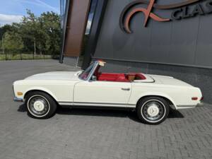 Immagine 19/50 di Mercedes-Benz 280 SL (1968)