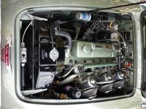 Image 29/32 of Austin-Healey 3000 Mk II (BT7) (1962)
