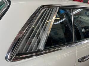 Bild 58/99 von Mercedes-Benz 500 SLC (1981)