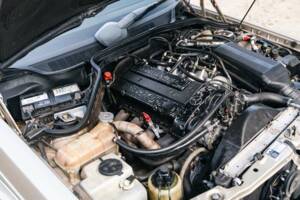 Image 3/10 de Mercedes-Benz 190 E 2.5-16 (1989)