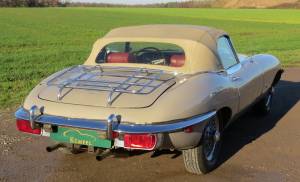 Afbeelding 17/50 van Jaguar E-Type (1971)