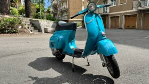 Immagine 2/8 di Piaggio Vespa 50 R (1971)