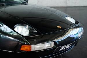 Afbeelding 18/50 van Porsche 928 S4 (1989)