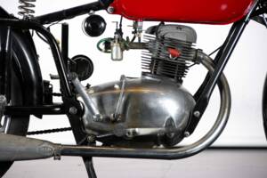 Bild 28/50 von Gilera 150 Sport (1951)