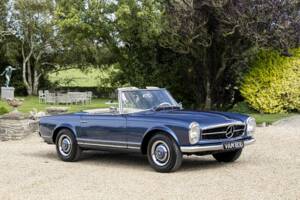 Image 11/44 de Mercedes-Benz 230 SL (1966)