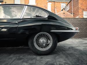 Imagen 13/42 de Jaguar E-Type (2+2) (1967)