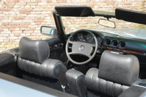 Bild 26/50 von Mercedes-Benz 280 SL (1984)