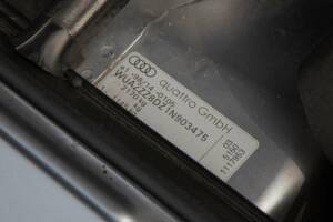Bild 27/50 von Audi RS4 Avant (2001)