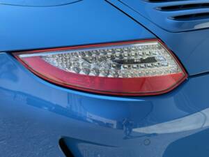 Image 10/37 of Porsche 911 Speedster (2010)