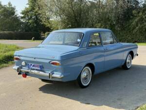 Image 4/6 de Ford Taunus 12m  1300 (1974)