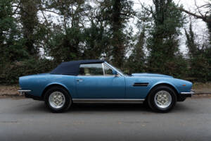 Imagen 7/19 de Aston Martin V8 Volante (1978)