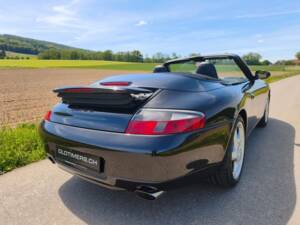 Bild 22/26 von Porsche 911 Carrera (2000)