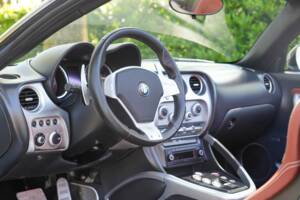 Image 38/40 of Alfa Romeo 8C Spider (2009)