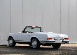 Bild 26/56 von Mercedes-Benz 280 SL (1969)