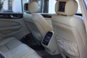 Imagen 67/77 de Jaguar XJ 8 4.2 (2005)