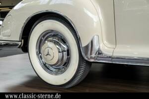 Imagen 15/15 de Mercedes-Benz 300 Sc Cabriolet A (1957)