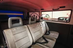 Bild 11/17 von Volkswagen T3 Kombi 1.9 (1989)