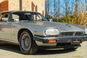 Immagine 11/41 di Jaguar XJ-S 3.6 (1990)