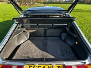 Bild 48/70 von Ford Capri 2,8i (1986)