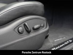 Image 24/36 de Porsche Macan GTS (2020)