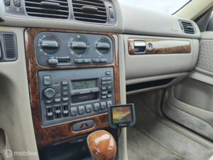 Image 19/33 of Volvo S 70 2.5 T (1997)