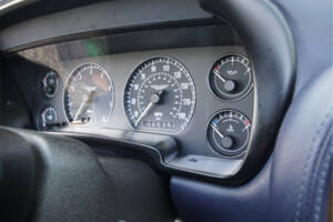 Bild 31/50 von Aston Martin DB 7 Vantage Volante (2000)