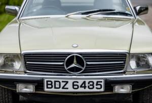 Afbeelding 16/45 van Mercedes-Benz 450 SL (1980)