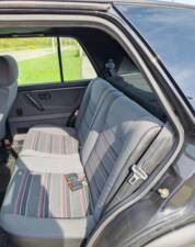 Bild 33/42 von Volkswagen Golf II GTi 16V 1.8 (1986)
