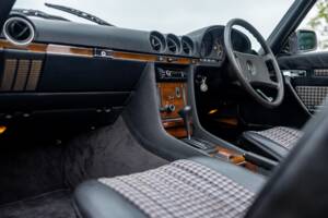 Afbeelding 42/45 van Mercedes-Benz 450 SL (1980)