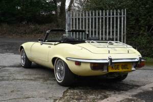 Bild 29/50 von Jaguar E-Type V12 (1973)