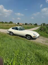 Image 2/42 of Jaguar E-Type 3.8 Flat Floor (1961)